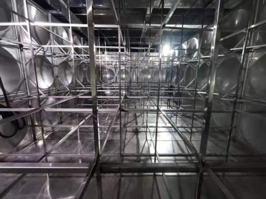圆柱形水箱